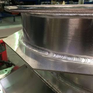 Aluminium / rvs / ijzer lasser aangeboden.
