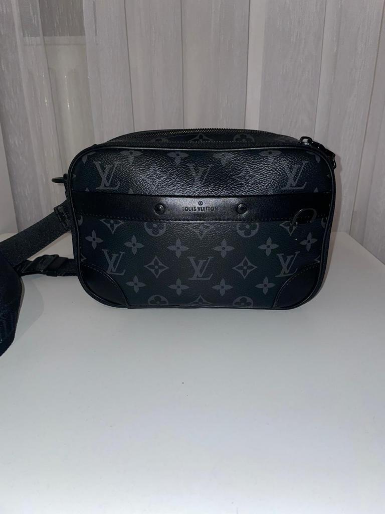 Louis Vuitton Alpha Messenger, Ophalen of Verzenden, Zo goed als nieuw, Zwart
