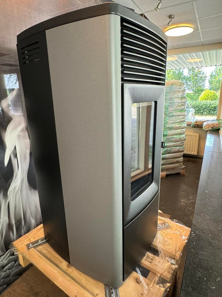 NIEUW: MCZ Ego 2.0 Air 10KW, Overige brandstoffen, Nieuw, Ophalen of Verzenden, Pelletkachel