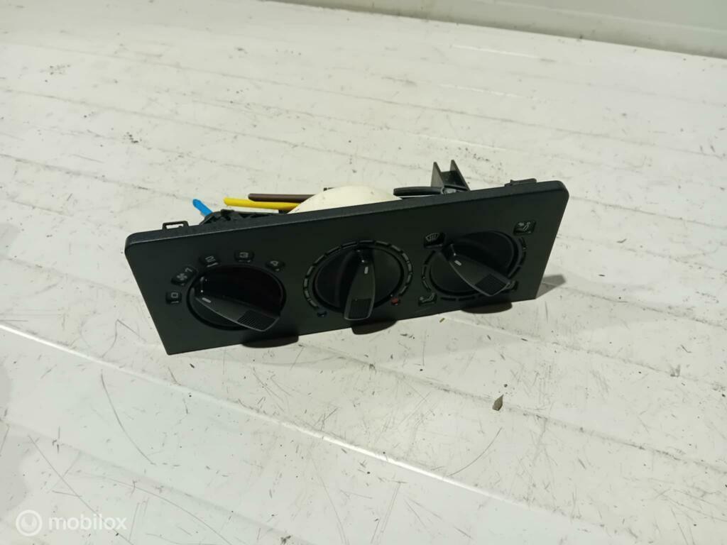 Kachelpaneel Volkswagen Polo 1H0819045, Auto-onderdelen, Gebruikt, Ophalen of Verzenden