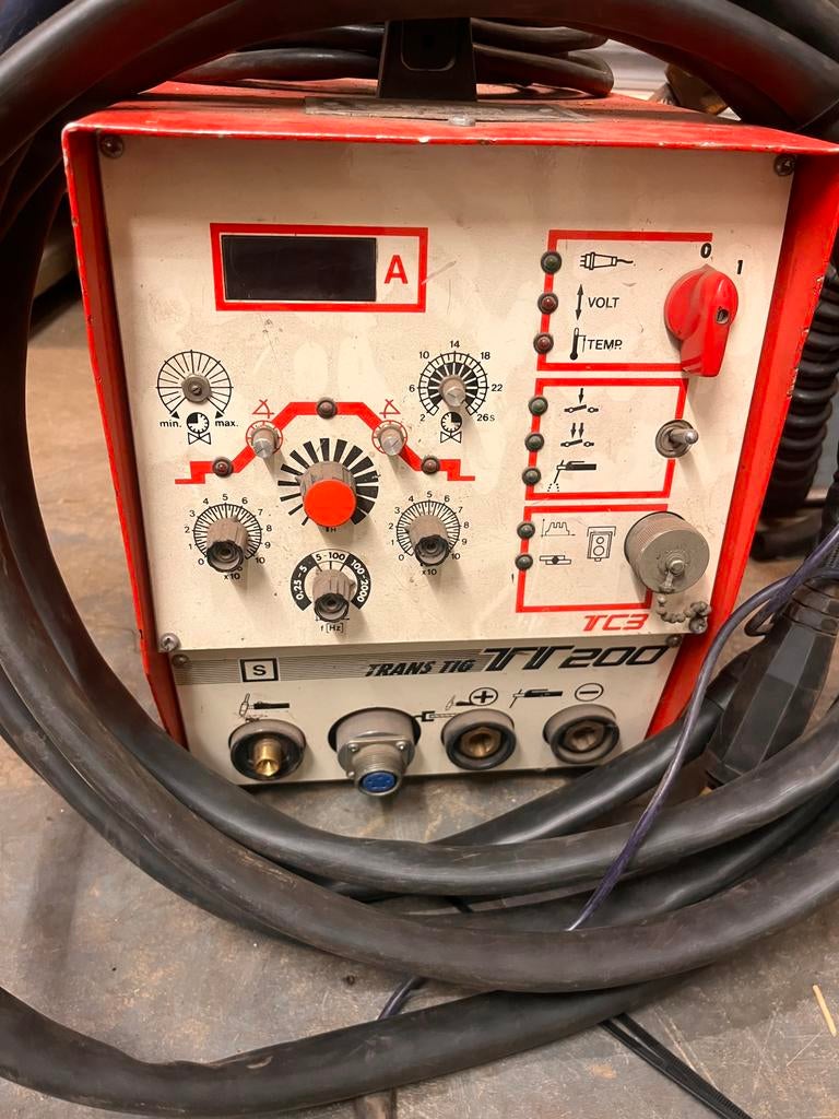 Fronius tig lasapparaat met nieuwe toorts, Ophalen of Verzenden, Zo goed als nieuw, 150 tot 250 ampère, Tig