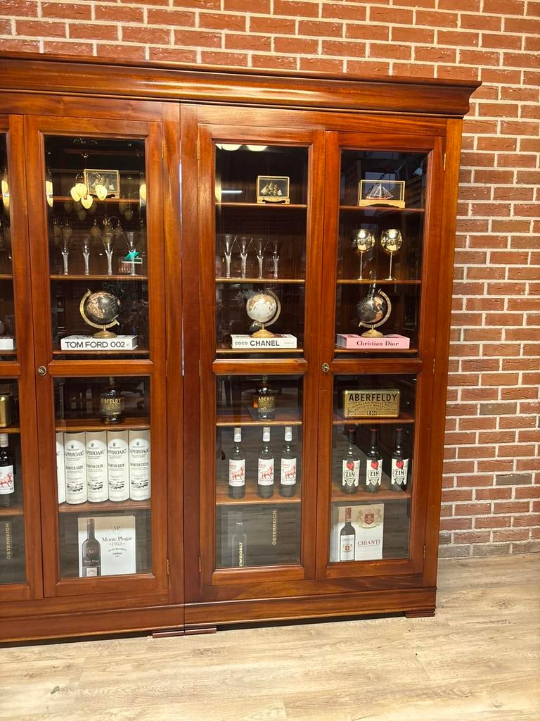 Vitrinekast drankenkast boekenkast winkelkast, Ophalen, 200 cm of meer, Info@chesterfieldjunkie.nl, Jan frantzen