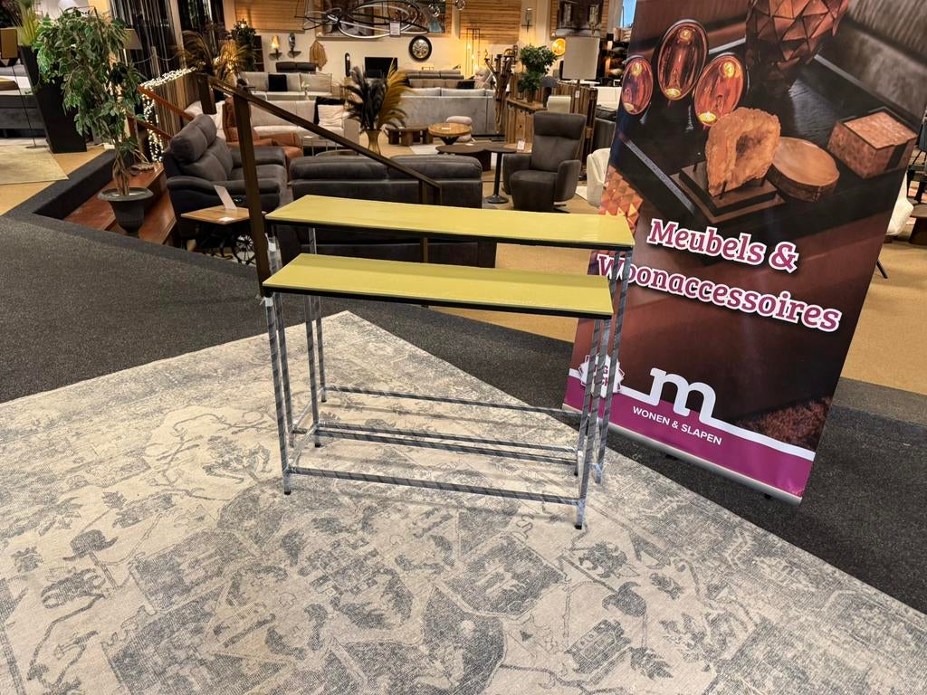 Sidetable 2-delig €189,-  metaal olijfgroen Direct leverbaar, Huis en Inrichting, Tafels | Sidetables, Ophalen, 50 tot 100 cm