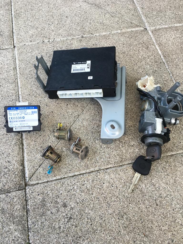 Compleet contactslot Daihatsu Cuore 2003-2007, Ophalen of Verzenden, Gebruikt, Daihatsu
