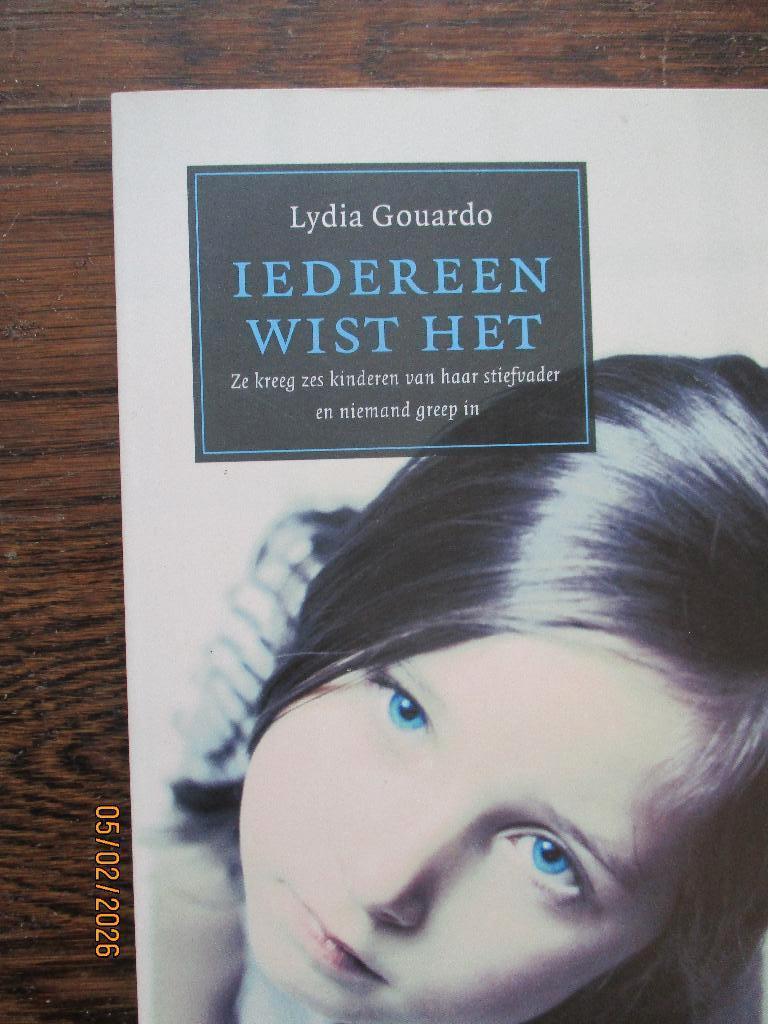 iedereen wist het Lydia Gouardo 9789022560082 ##, Ophalen of Verzenden, Zo goed als nieuw