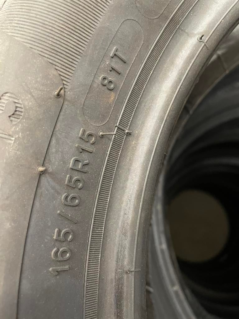 “165 65 15 Michelin. Demo. Puntjes zitten er nog op”, Ophalen, Gebruikt, 15 inch, Band(en)