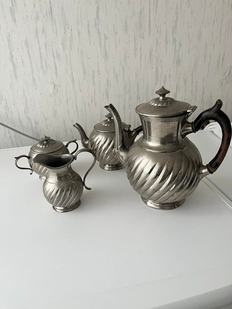 Gerhardi & Co Koffie- en Theeservies zilvertin, Ophalen of Verzenden, Zilver