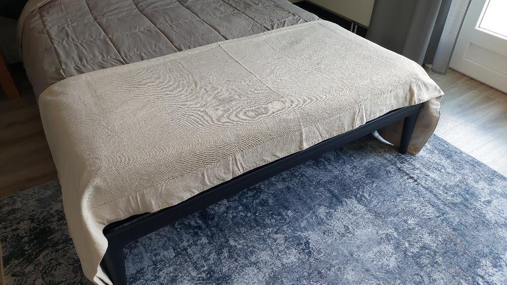 Groote stevige Bedsprei Ikea maat 260x170 cm Bruin/taupe €10, Gebruikt, Beige, Overige typen, Tweepersoons