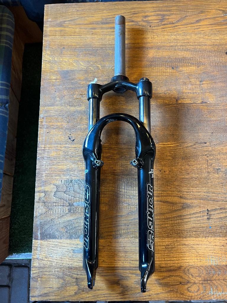 SunTour verende voorvork 26 inch MTB lock-out, Fietsen en Brommers, Fietsonderdelen, Ophalen of Verzenden, Gebruikt, Frame