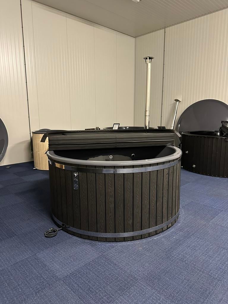 VAKANTIE GELD ACTIE  200 cm luxe hottub jacuzzi