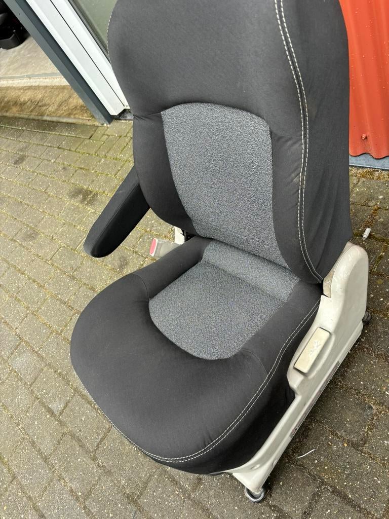 draaistoel stoel bus camper links bestuurderstoel, Tymtop5@gmail.com, 3161ek, Tymtop, Nieuw