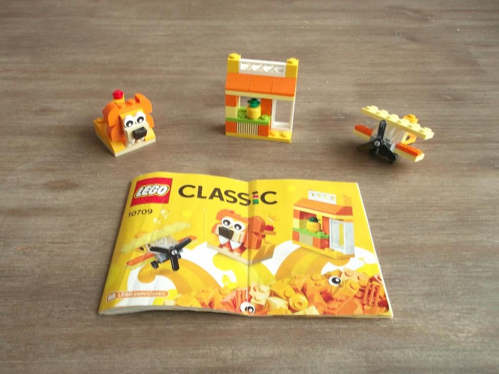 lego classic 10709 orange creativity box (2017), Ophalen of Verzenden, Gebruikt, Complete set, Lego