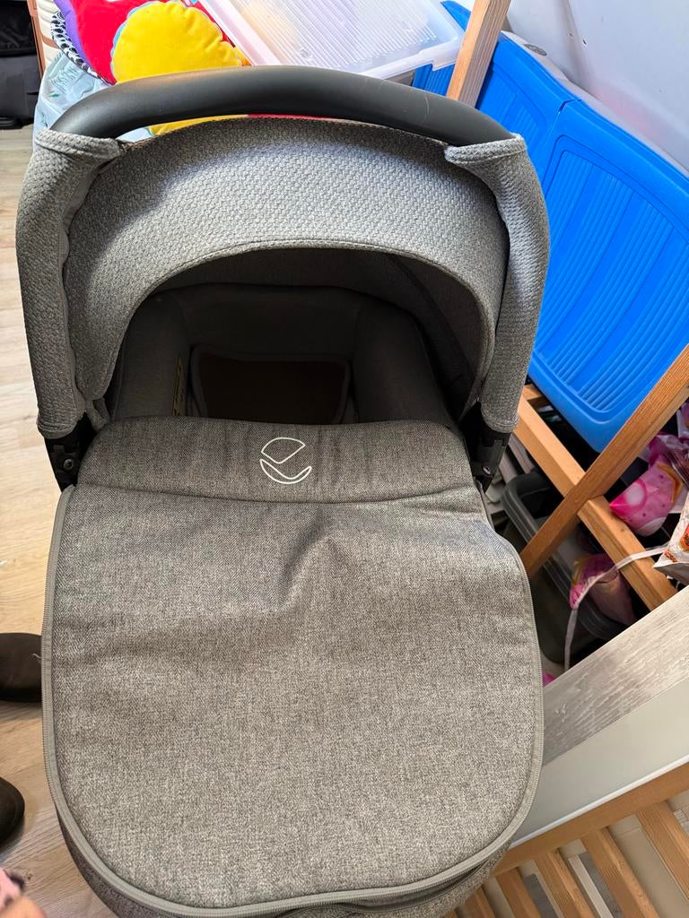 Jane Matrix Light 2 - Autobedje, Autostoel & Reiswieg, Kinderen en Baby's, Autostoeltjes, Autogordel of Isofix, Gebruikt, Verstelbare rugleuning