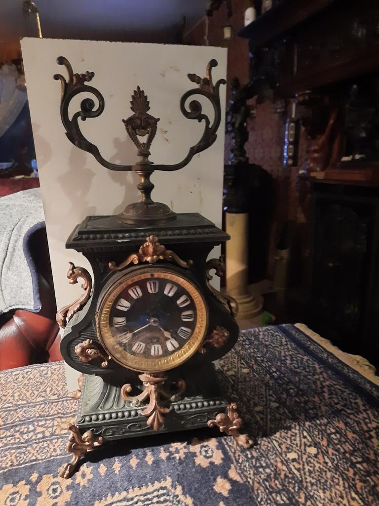 Antieke Franse pendule met ornamenten, Antiek en Kunst, Antiek | Klokken, Ophalen