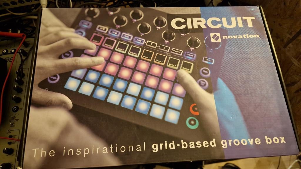 Novation Circuit - Groovebox, Ophalen of Verzenden, Zo goed als nieuw, Overige merken