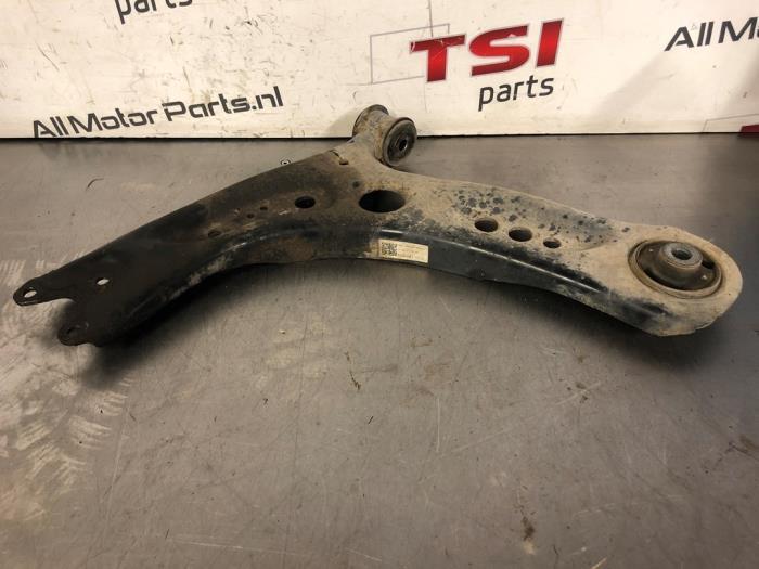 Draagarm links-voor van een Volkswagen Golf, Gebruikt, -, Volkswagen, -