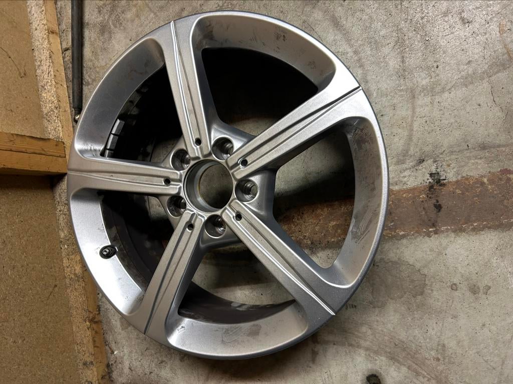 Mercedes a klasse velgen 17 inch, Ophalen of Verzenden, 17 inch, Velg(en)