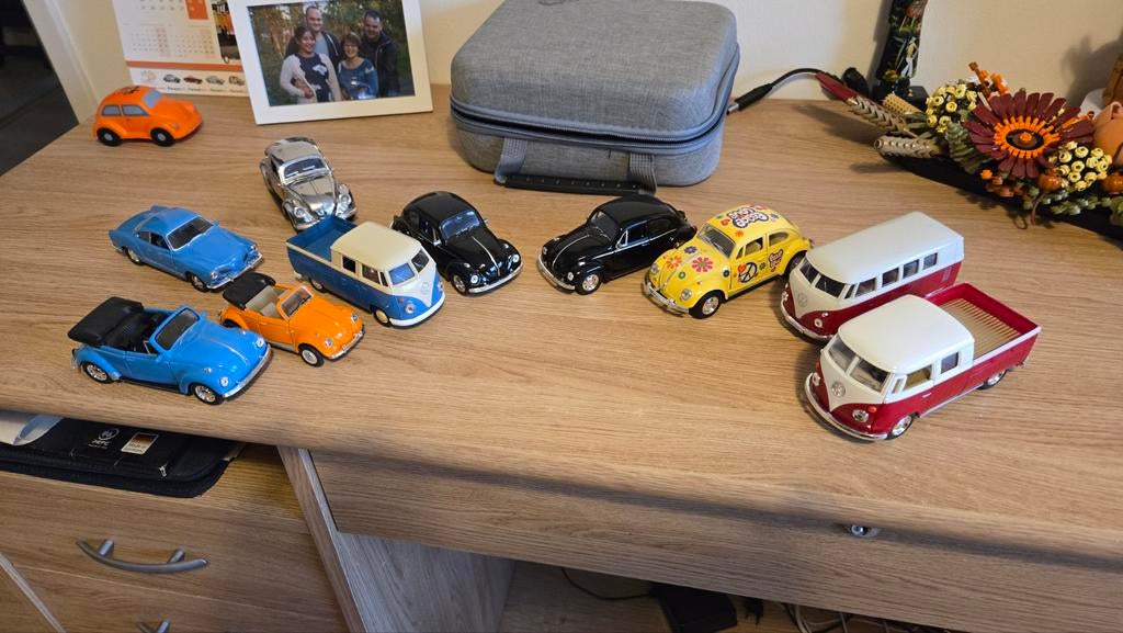 10 vw modellen ( t1 en kever), Hobby en Vrije tijd, Modelauto's | 1:24, Ophalen of Verzenden