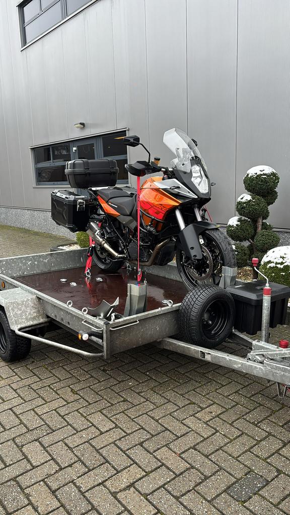Motoraanhanger/motor trailer te huur, Aanhangwagen