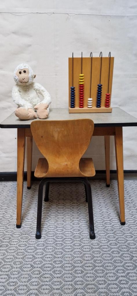 mooie vintage set/retro schooltafeltje + stoeltje, Ophalen, Gebruikt, Tafel(s) en Stoel(en)
