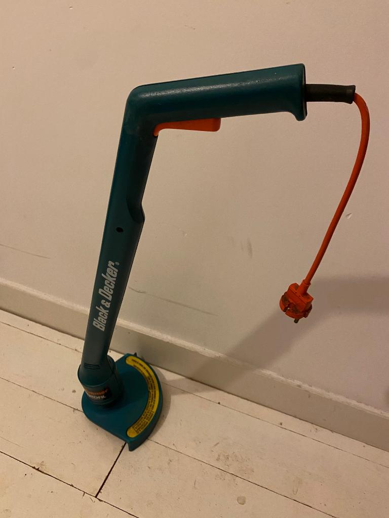 Black & Decker grastrimmer, Ophalen, Gebruikt, Elektrisch