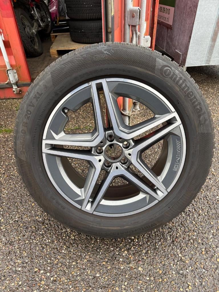 Orgineel Mercedes AMG winterbandenset, Ophalen, Gebruikt, 275 mm, Winterbanden