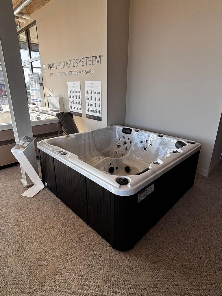 Sunspa Goldline | 5‑persoons spa | Compleet geleverd, Tuin en Terras, Bubbelbaden en Hottubs, Info@sunspahetgooi.nl, Loodijk 24A