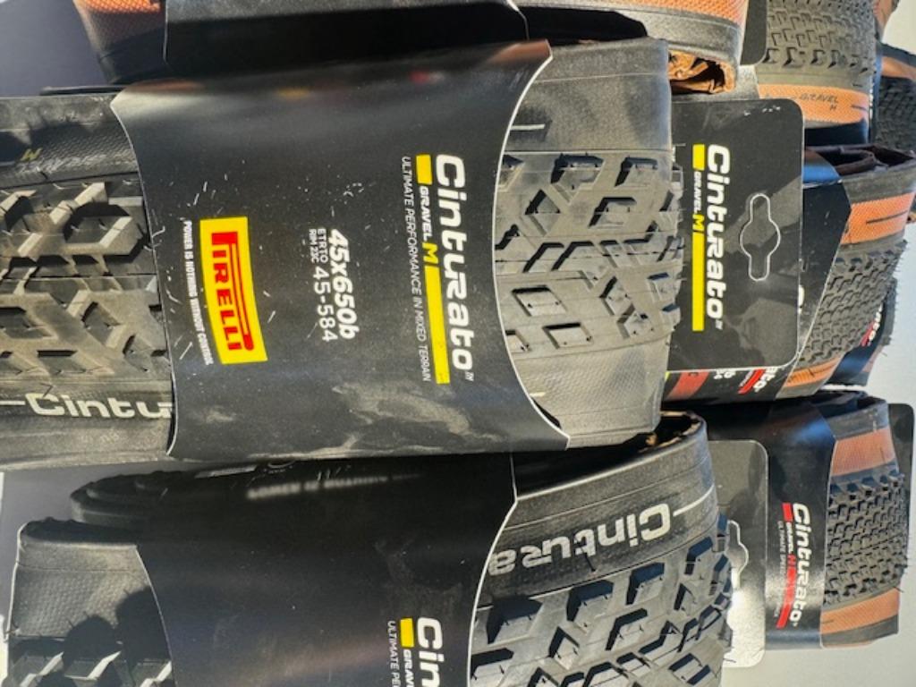Pirelli Cinturato Gravelbanden partij 45 euro, Verzenden, Nieuw, Band