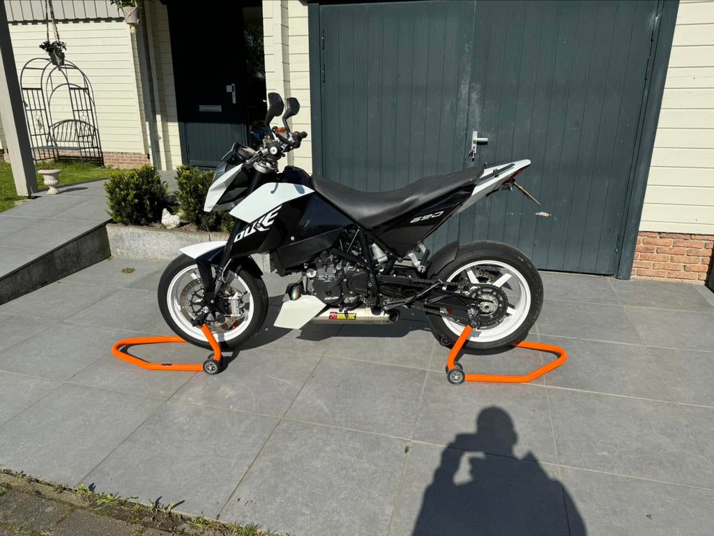KTM 690 DUKE LAGE KM STAND!, Particulier, Naked bike