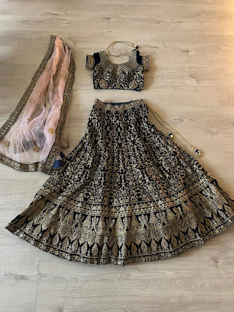 Donkerblauwe Lengha maat M, Kleding | Dames, Gelegenheidskleding, Overige typen, Blauw, Zo goed als nieuw, Ophalen