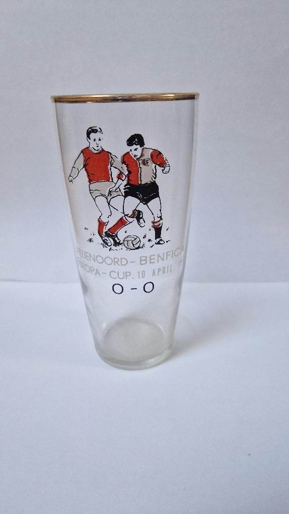 Voetbalglas Feijenoord - Benfica, Verzamelen, Sportartikelen en Voetbal, Ophalen, Gebruikt, Buitenlandse clubs, Overige typen