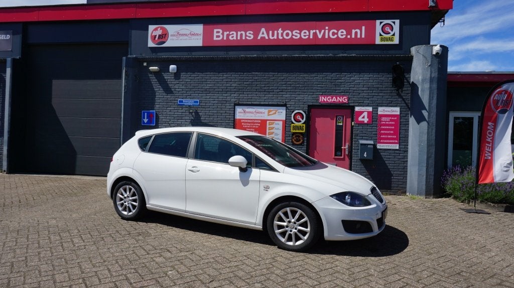 SEAT Leon 1.8 TFSI Style (bj 2009), Auto's, Voorwielaandrijving, Euro 5, 15 km/l, Gebruikt