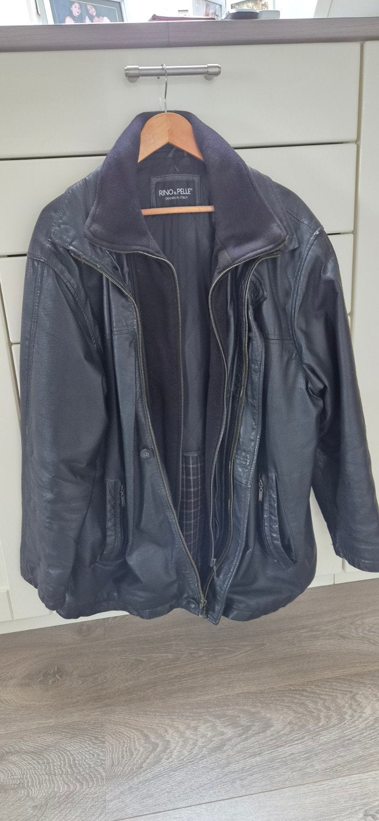 Zwarte leren jas m56 Rino & Pelle, Zwart, Maat 56/58 (XL), Ophalen of Verzenden, Gedragen