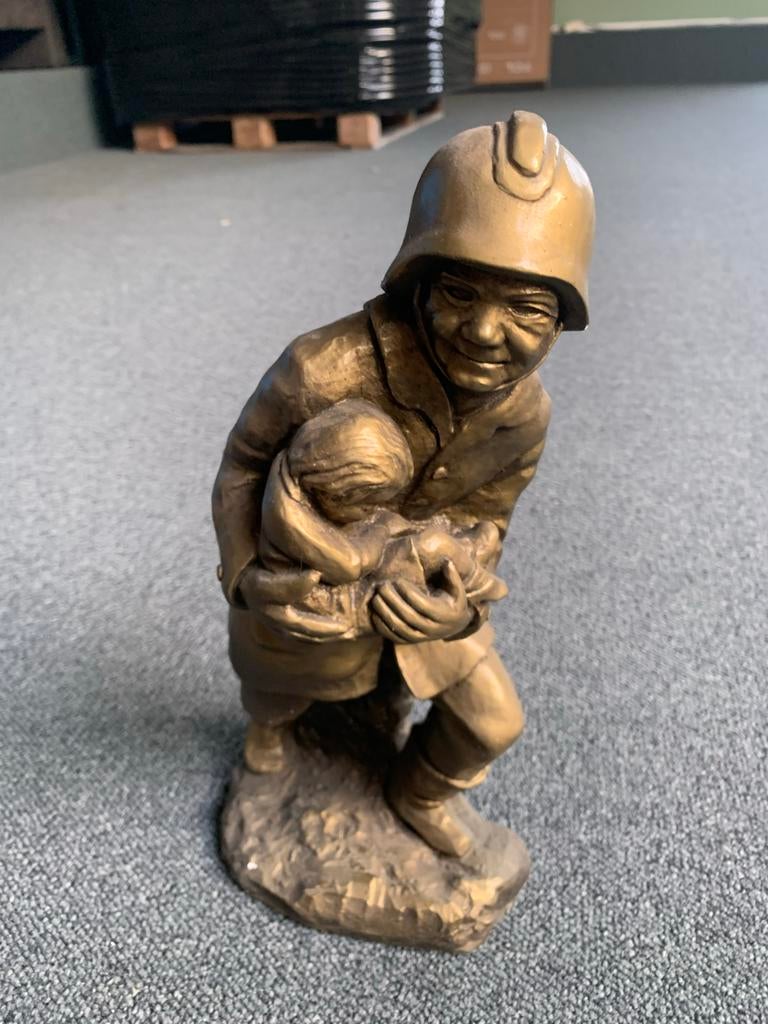 Bronzen beeld brandweer, Antiek en Kunst, Antiek | Koper en Brons, Ophalen of Verzenden, Brons