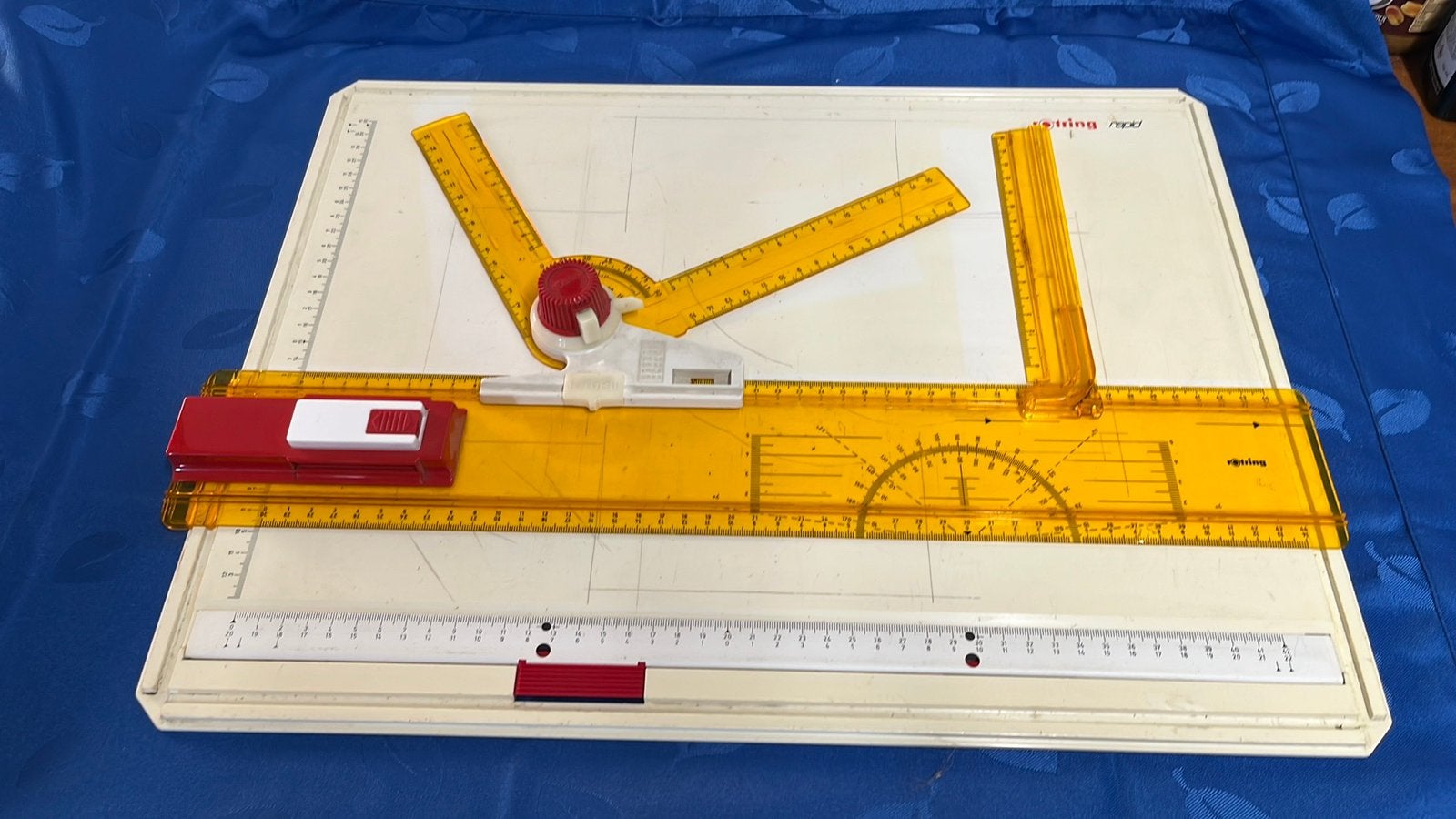 Tekenplaat Rotring Rapid A3 met toebehoren, Doe-het-zelf en Verbouw, Tekentafels, Ophalen of Verzenden, Minder dan 130 cm