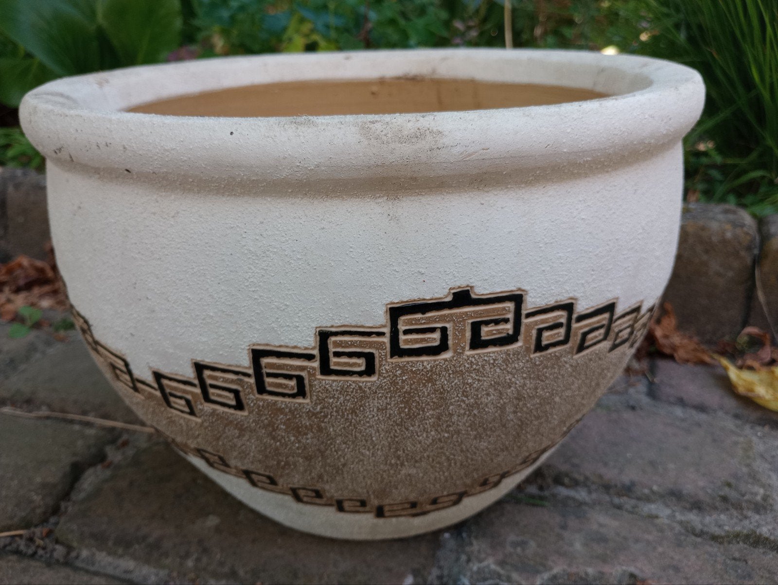 Bloempot met Grieks dessin, Rond, Zo goed als nieuw, Minder dan 40 cm, Aardewerk
