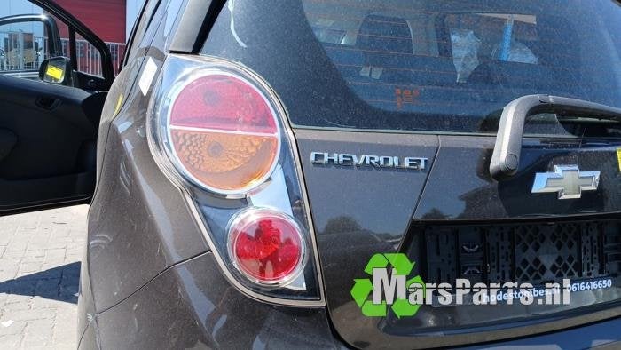 Achterlicht links van een Chevrolet Spark, Gebruikt, -, Ophalen of Verzenden, -