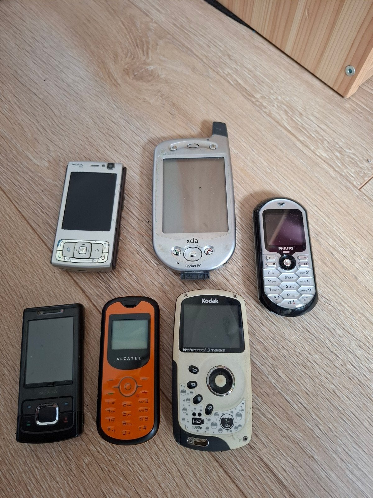 Partij vintage mobiele telefoons - werking onbekend, Gebruikt, Overige modellen, Geen camera, Ophalen of Verzenden