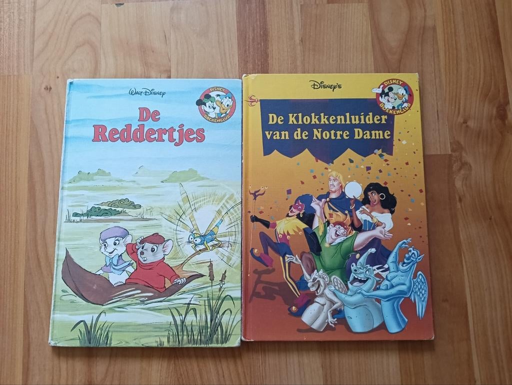 Disney Boeken: De Reddertjes & De Klokkenluider, Boeken, Ophalen of Verzenden, Gelezen, Walt Disney, 3 tot 4 jaar