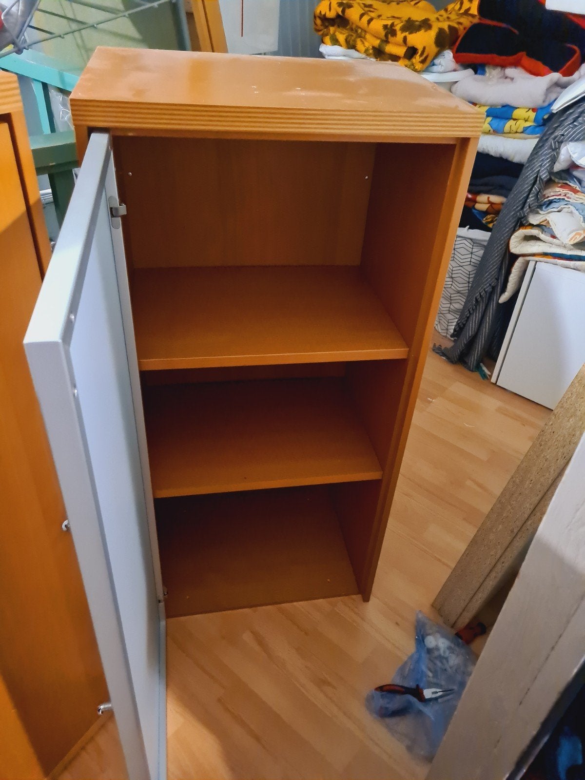 Gratis Opbergkast 2 stuks, Huis en Inrichting, Kasten | Roldeurkasten en Archiefkasten, Gebruikt, Minder dan 100 cm, 25 tot 50 cm