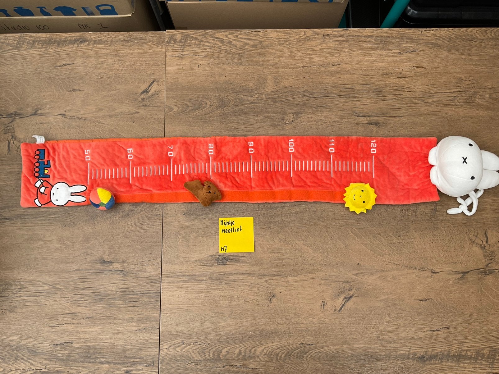 Nieuwe zgan Nijntje oranje pluche groeimeter, Kinderen en Baby's, Ophalen, Nieuw, Wanddecoratie