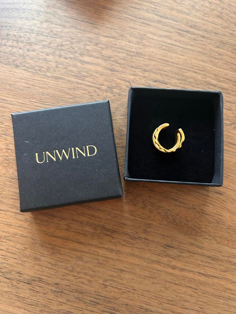 Ear cuff Artistic Unwind Jewelry, Overige materialen, Hangers, Verzenden, Nieuw