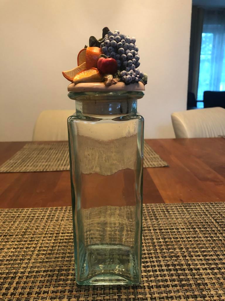 Glazen pot met decoratieve fruit deksel, Overige kleuren, Ophalen of Verzenden, Minder dan 50 cm, Glas