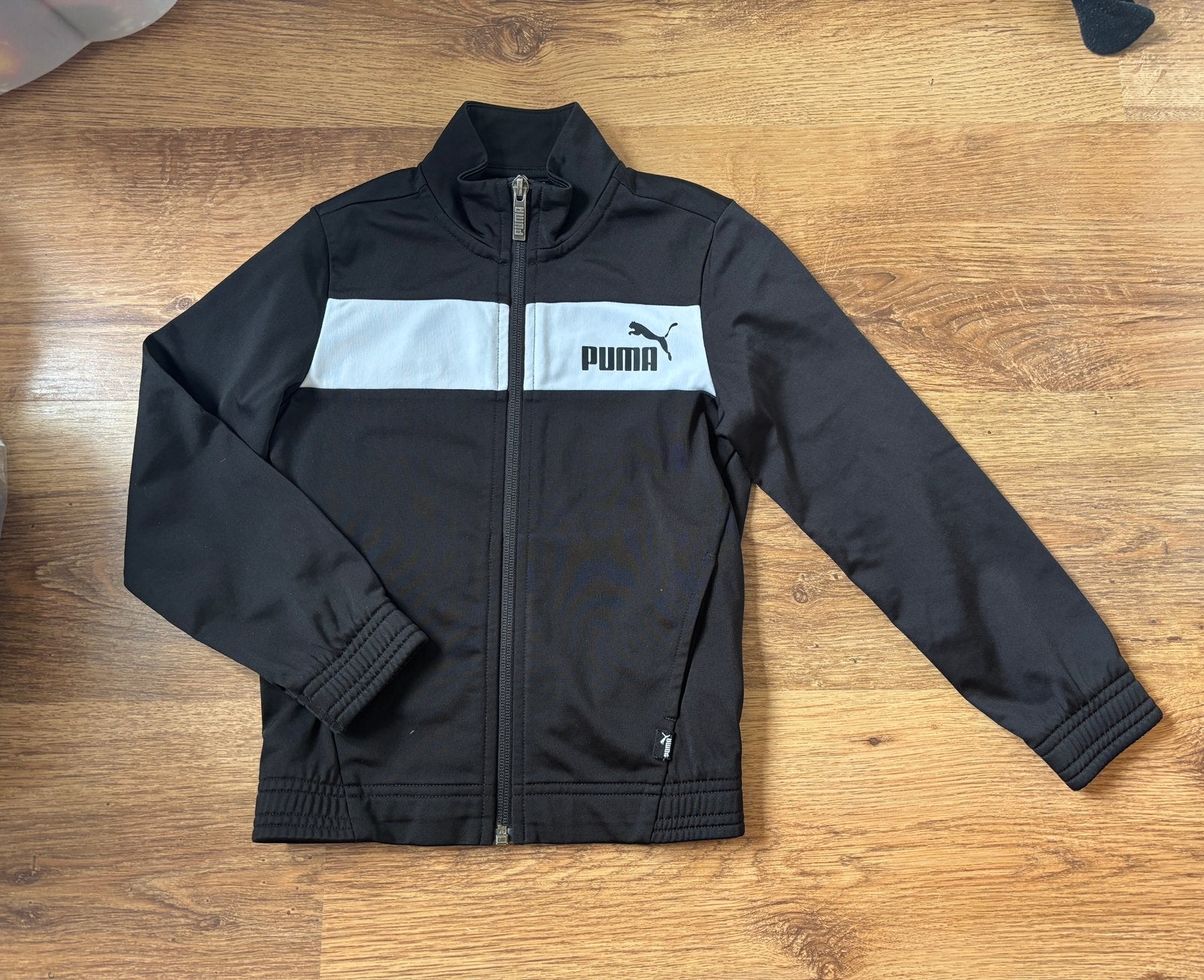 Puma trainingspak maat 116 5-6jr, Ophalen of Verzenden, Zo goed als nieuw