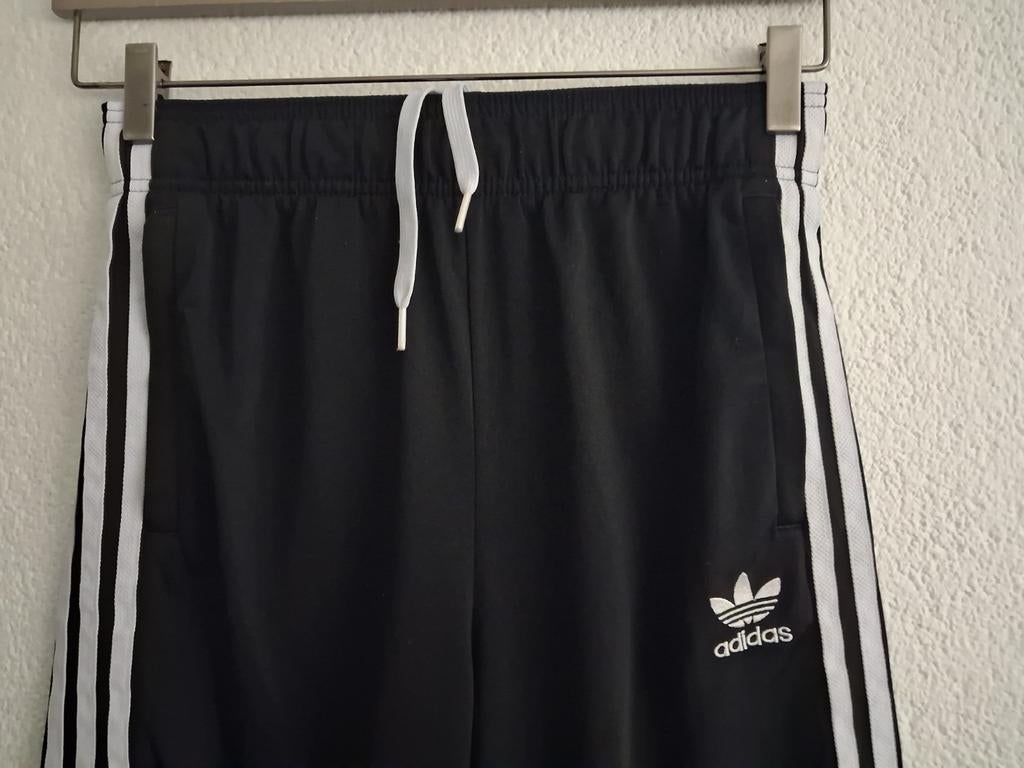 Adidas trainingsbroek zwart maat 164, Ophalen of Verzenden, Zo goed als nieuw, Adidas, Jongen of Meisje
