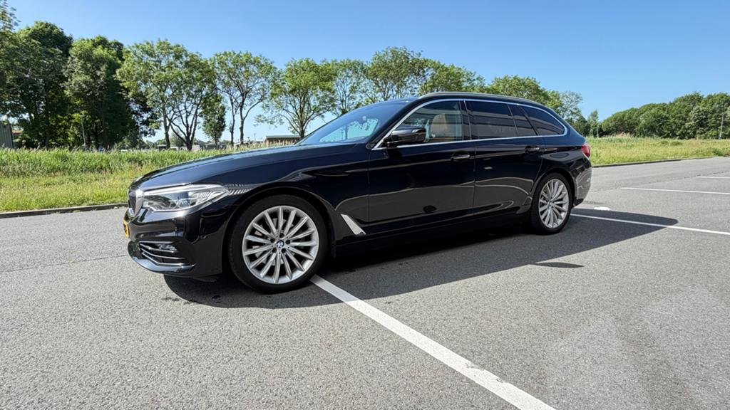 BMW 5-Serie 520i Volledig OH Aut. 2018 Zwart, Auto's, 1998 cc, Achterwielaandrijving, 4 cilinders, 2000 kg