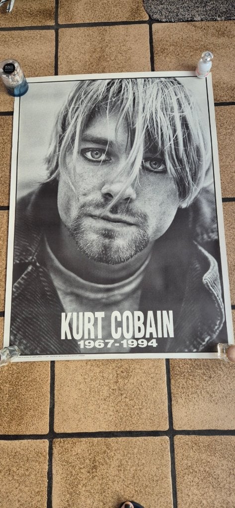 Kurt cobain poster, Verzamelen, Ophalen of Verzenden, Gebruikt, Deurposter of groter, Film en Tv