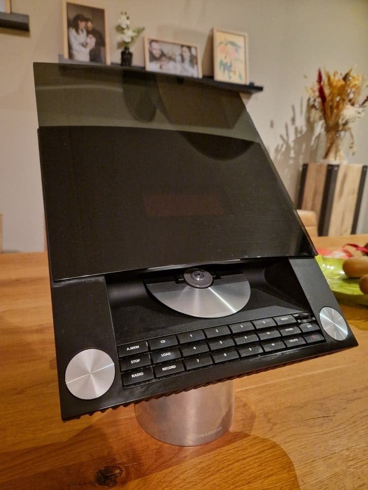Bang & Olufsen BeoSound 4 – Design Klassieker met CD & SD