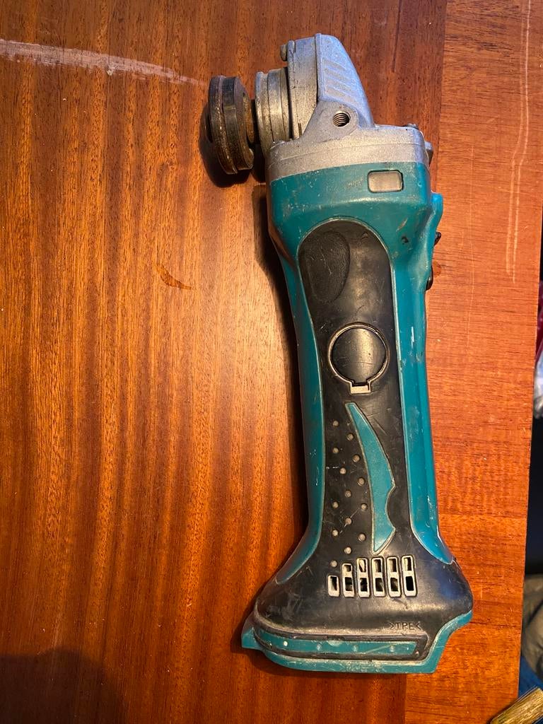 Haakse Slijper 18V 115mm Makita, Ophalen of Verzenden, Gebruikt, 1000 watt of meer, Haakse handslijpmachine