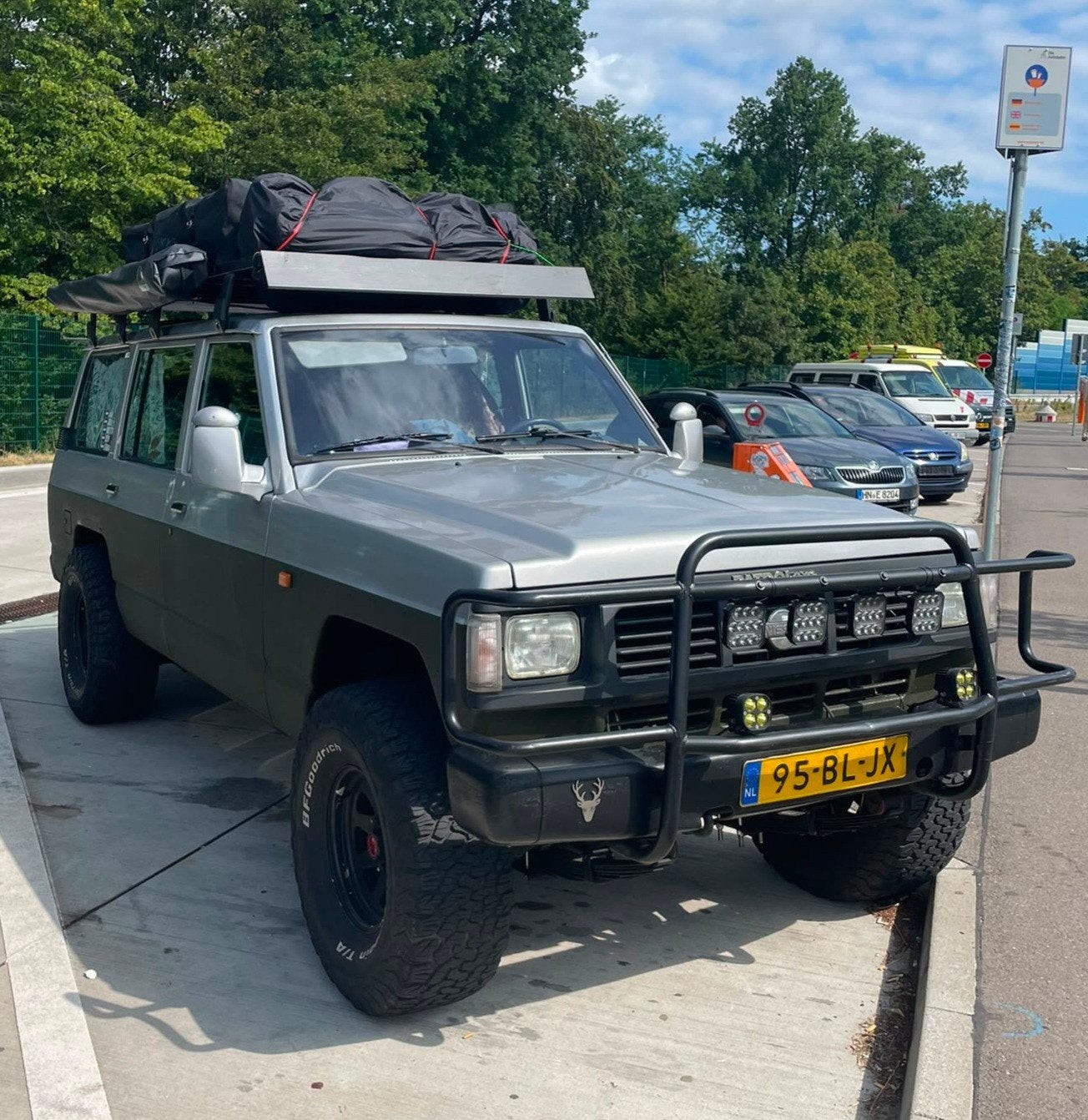 Nissan Patrol Overland 4x4 overlander daktent luifel awd, Origineel Nederlands, Diesel, 2050 kg, Te koop